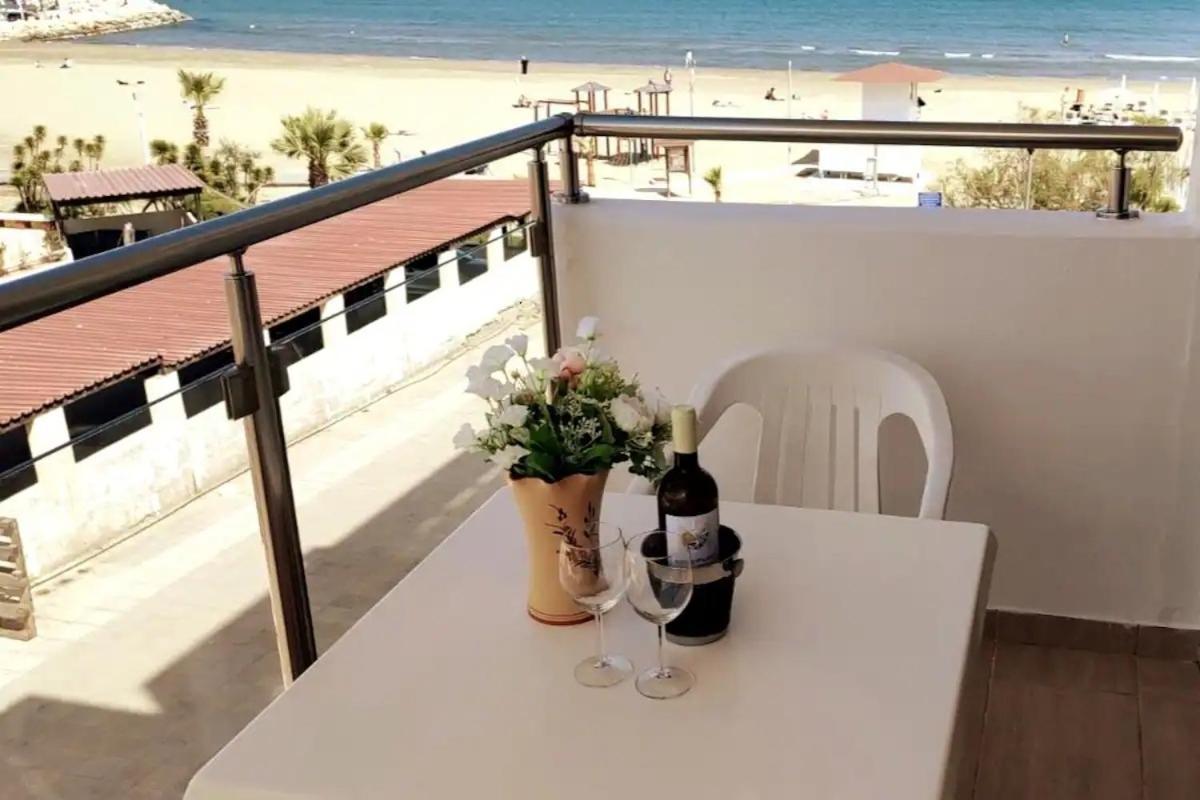 Beach Apartment Mackenzie, Larnaka Exterior foto